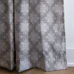 dwm:LR055157:corner_closeup_cropped