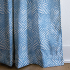dwm:LR057931:corner_closeup_cropped