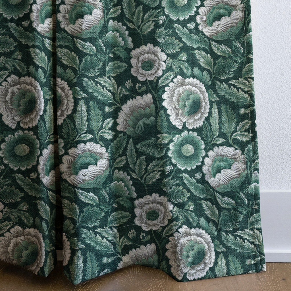dwm:LR068196:corner_closeup_cropped