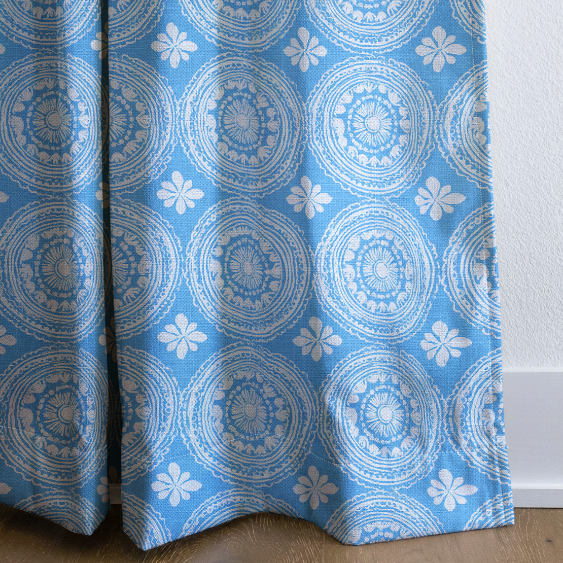 dwm:LR068820:corner_closeup_cropped