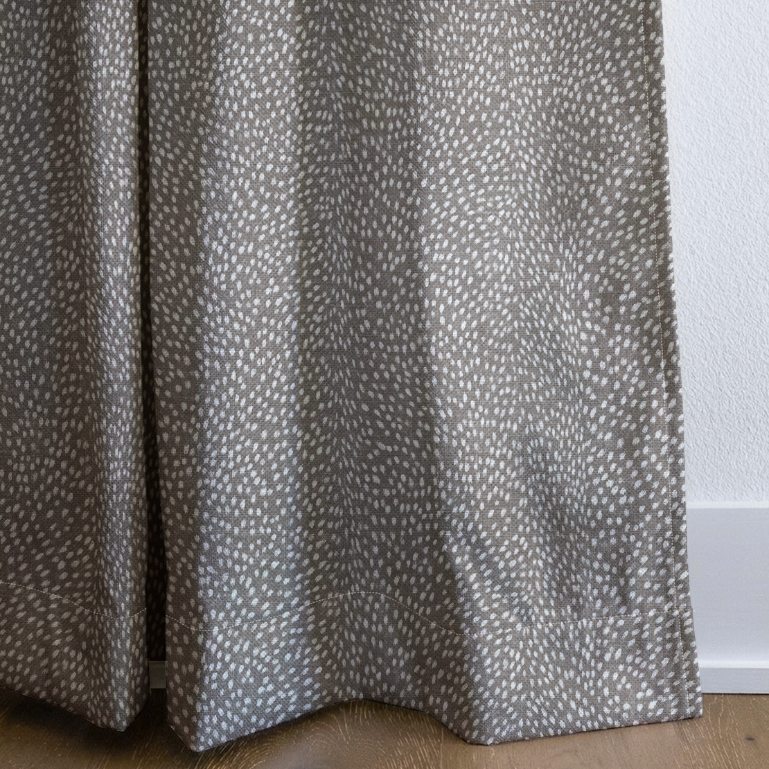 dwm:LR078728:corner_closeup_cropped