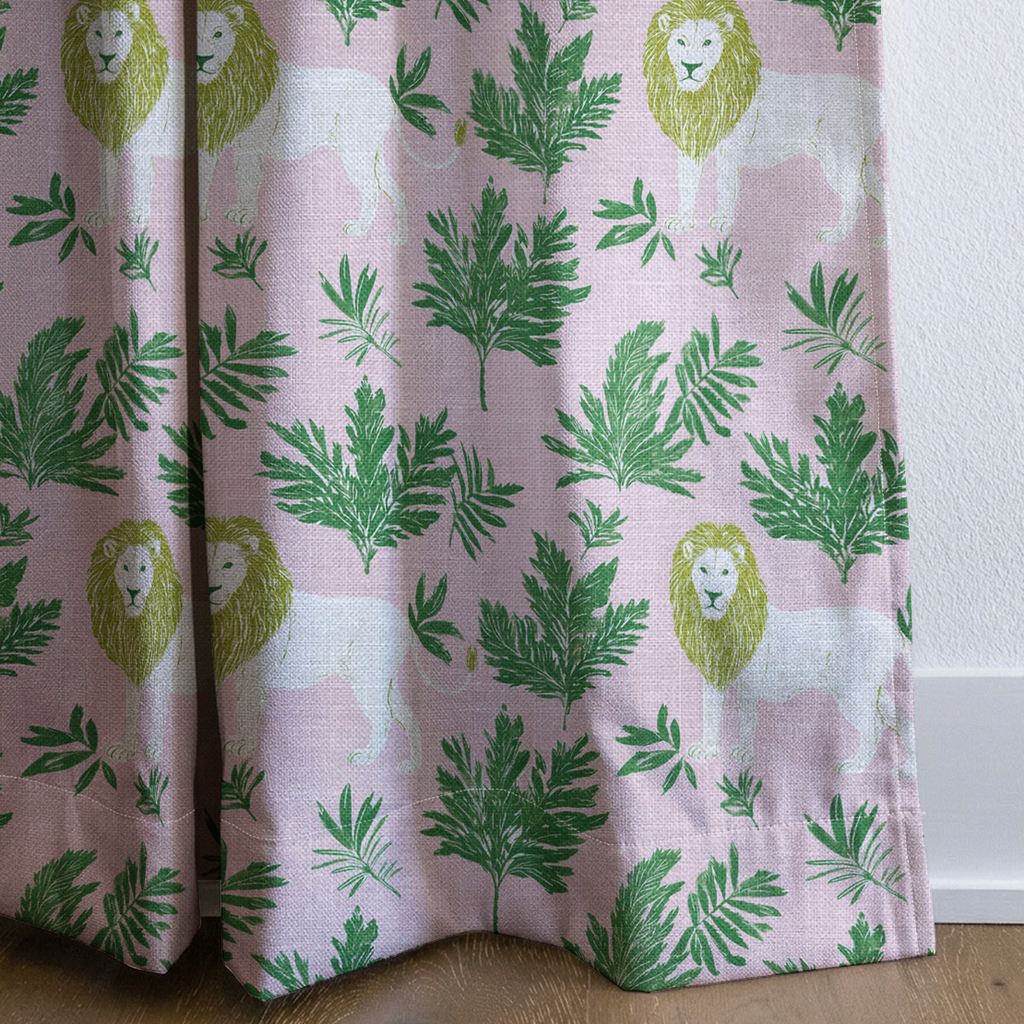 dwm:LR089698:corner_closeup_cropped