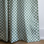dwm:LR098252:corner_closeup_cropped