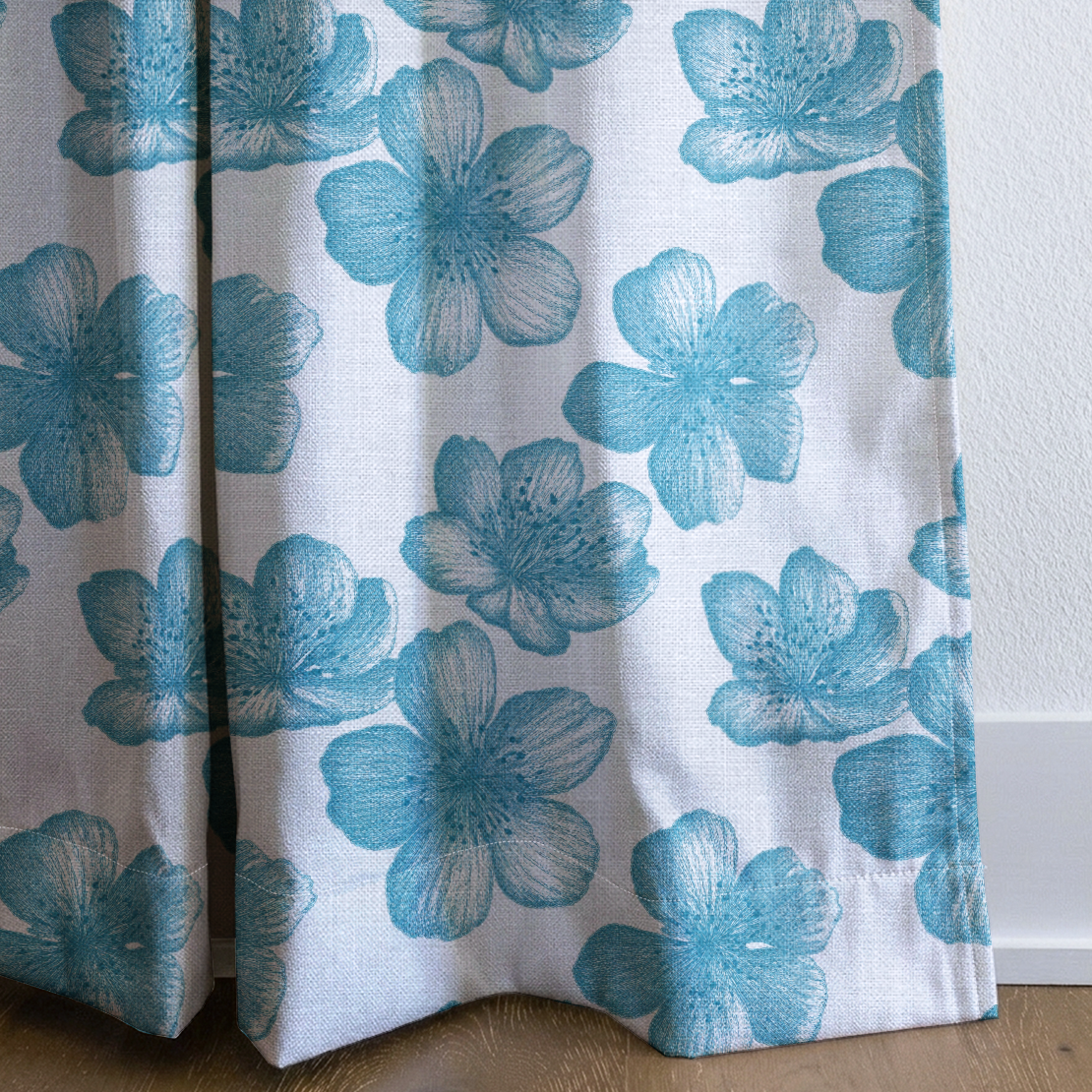 dwm:LR103395:corner_closeup_cropped