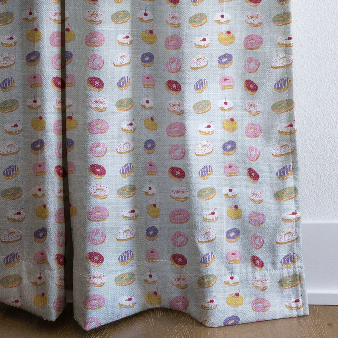 dwm:LR134989:corner_closeup_cropped