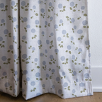 dwm:LR137329:corner_closeup_cropped