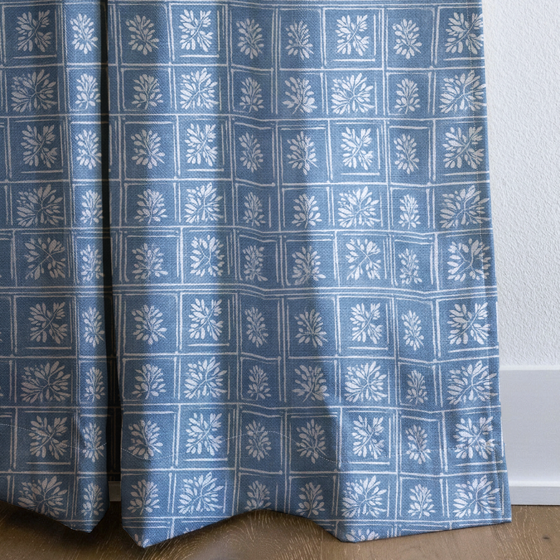 dwm:LR138327:corner_closeup_cropped
