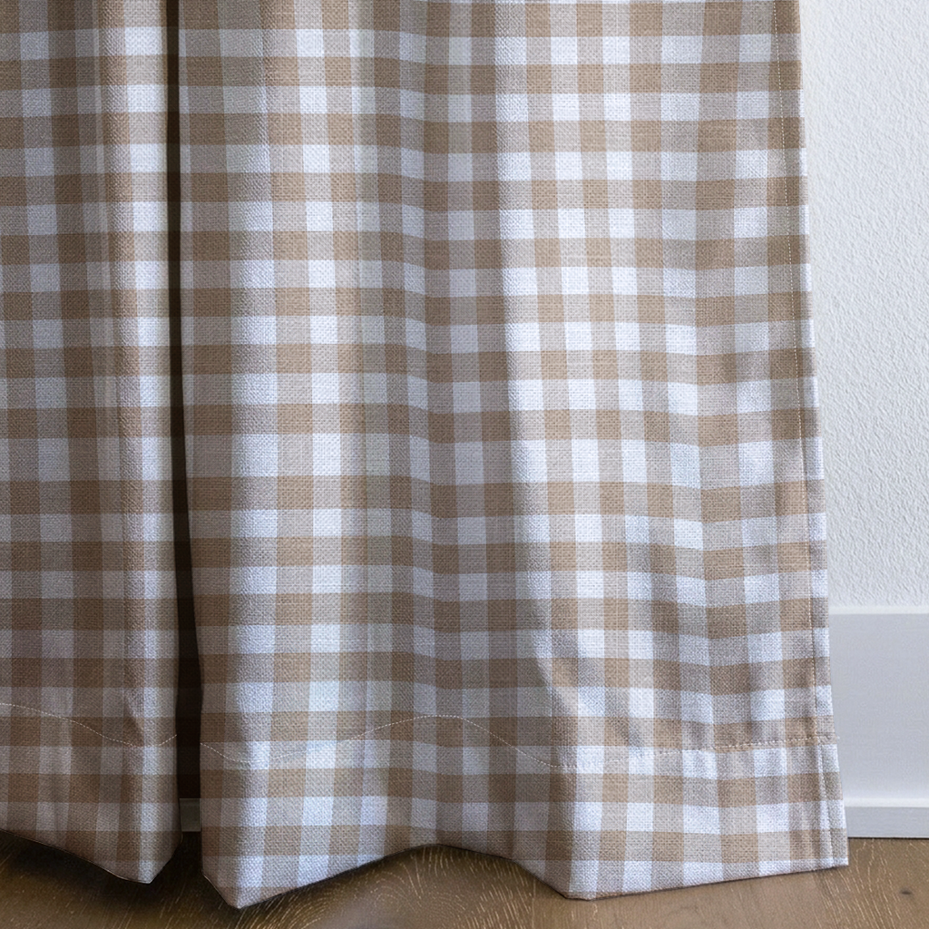 dwm:LR140959:corner_closeup_cropped