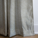 dwm:LR147622:corner_closeup_cropped