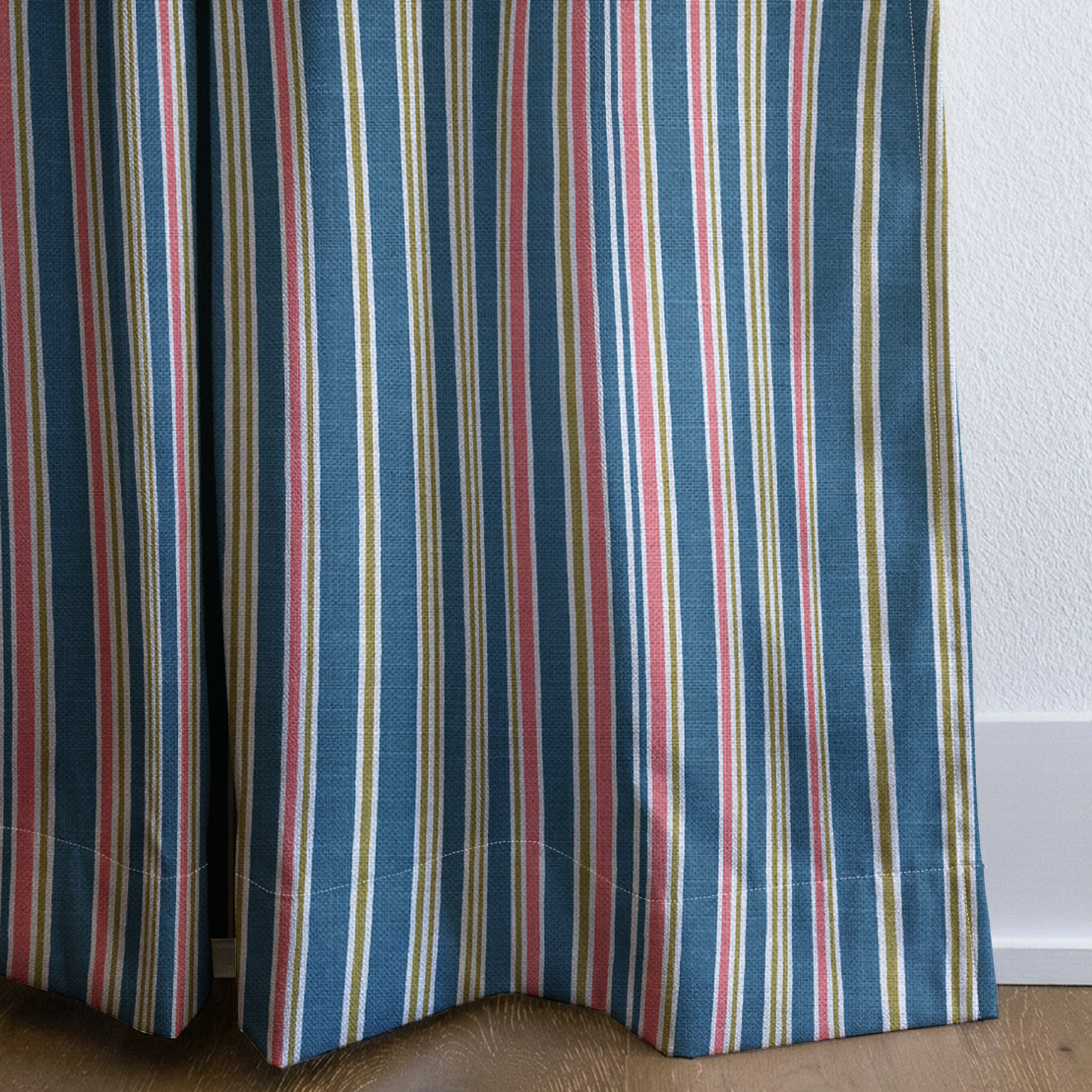 dwm:LR174524:corner_closeup_cropped