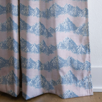 dwm:LR182538:corner_closeup_cropped