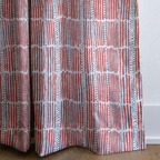 dwm:LR196035:corner_closeup_cropped