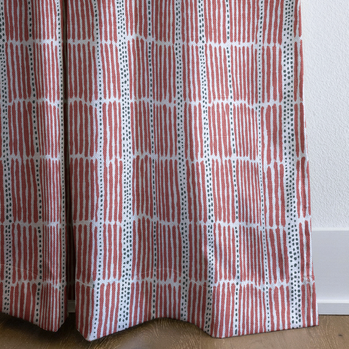 dwm:LR196035:corner_closeup_cropped