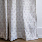 dwm:LR196916:corner_closeup_cropped