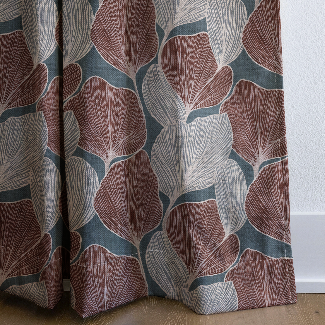 dwm:LR209865:corner_closeup_cropped