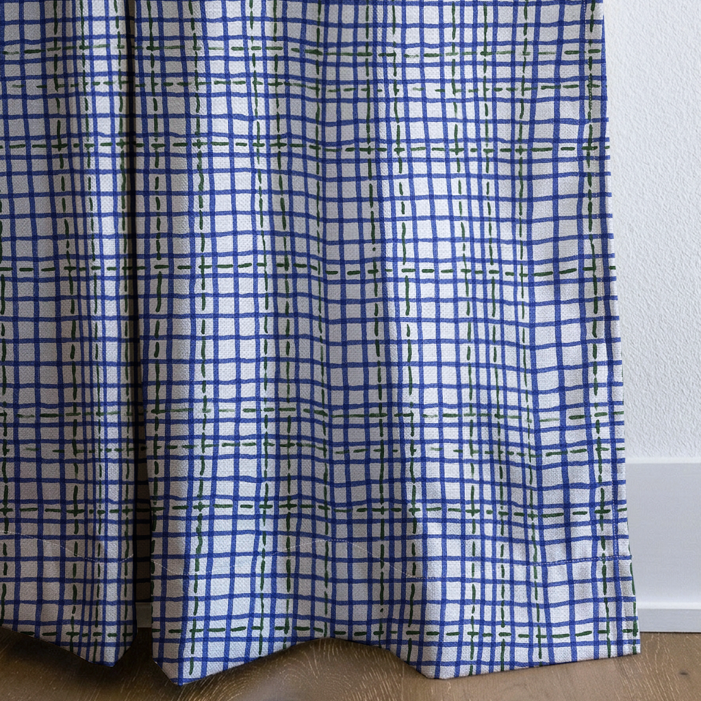 dwm:LR213746:corner_closeup_cropped