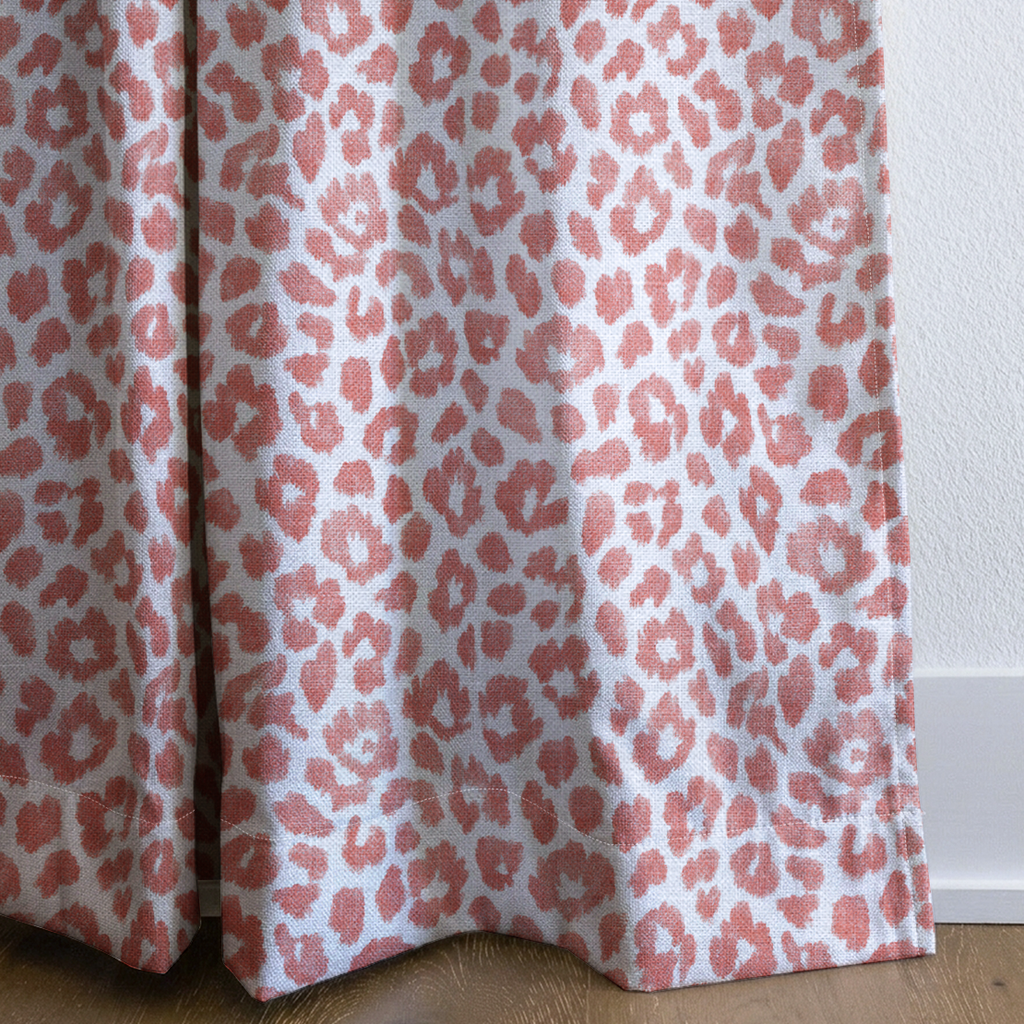 dwm:LR216860:corner_closeup_cropped