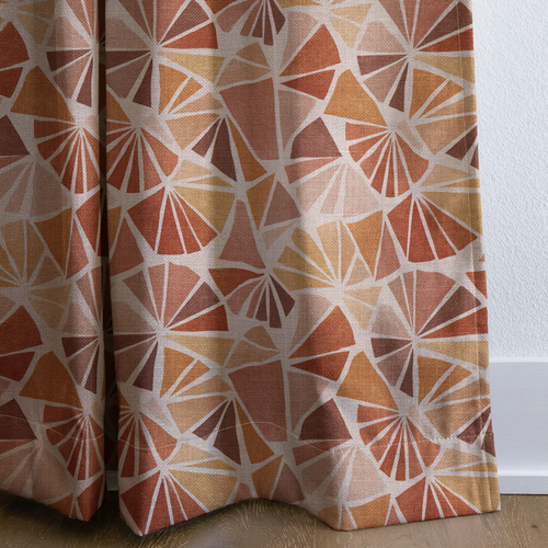 dwm:LR230666:corner_closeup_cropped