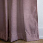 dwm:LR250079:corner_closeup_cropped