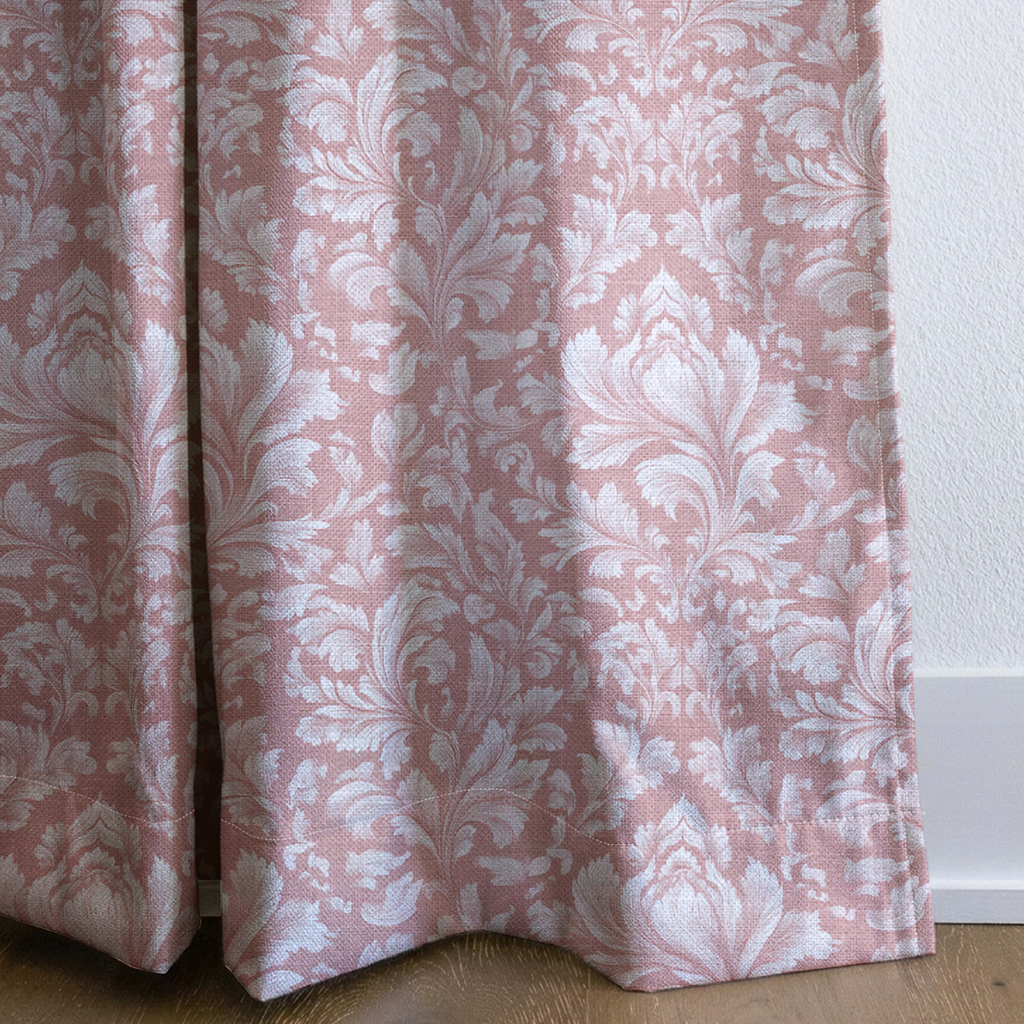 dwm:LR260007:corner_closeup_cropped