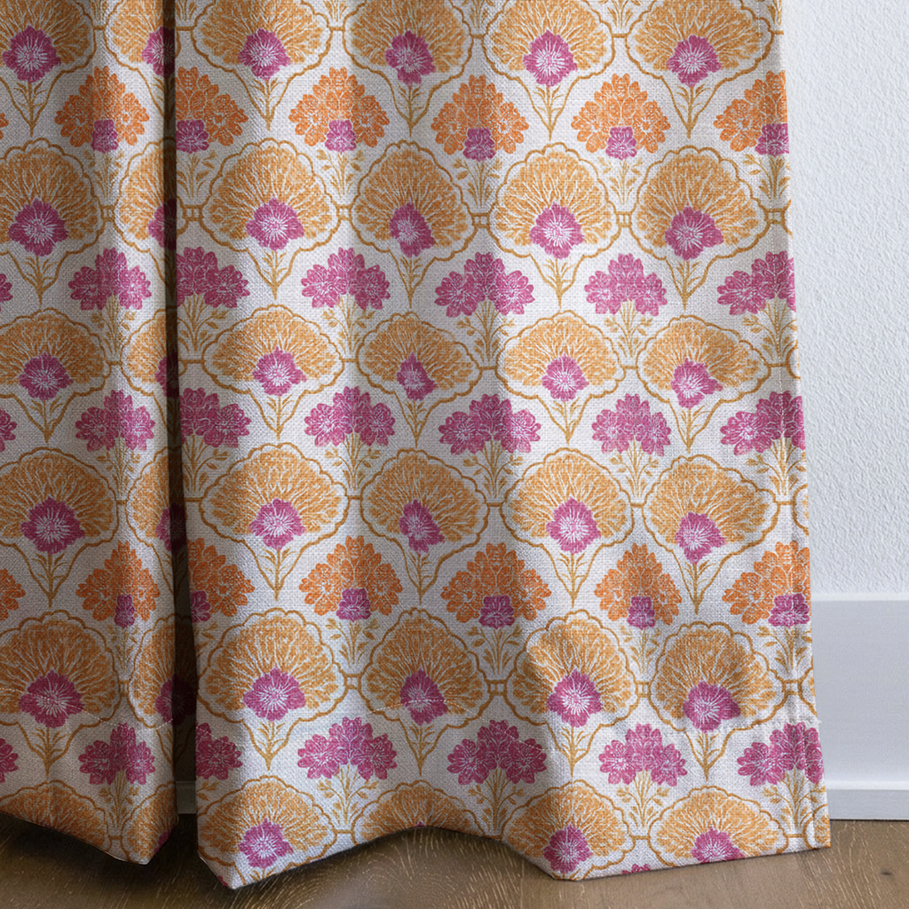 dwm:LR274871:corner_closeup_cropped