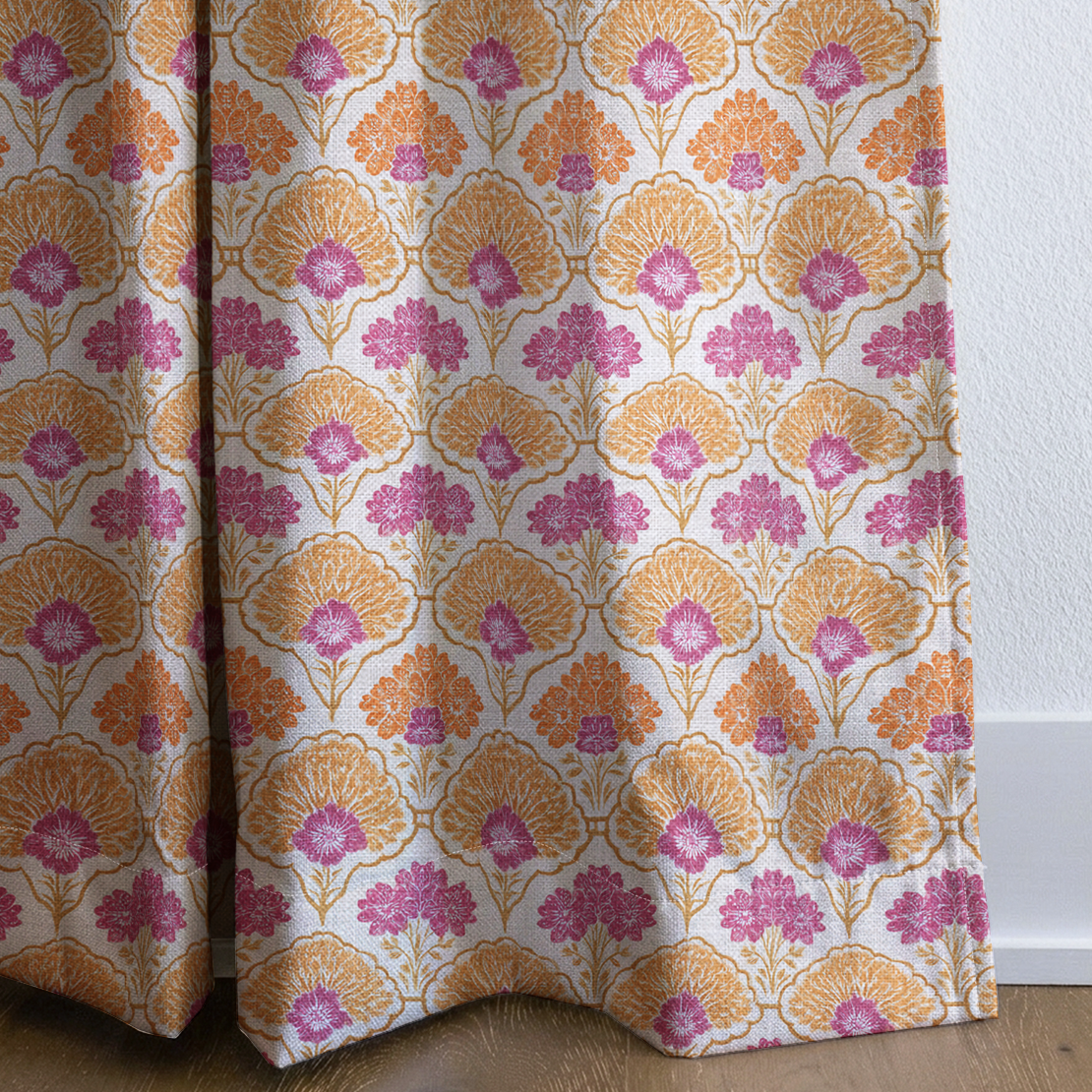 dwm:LR274871:corner_closeup_cropped