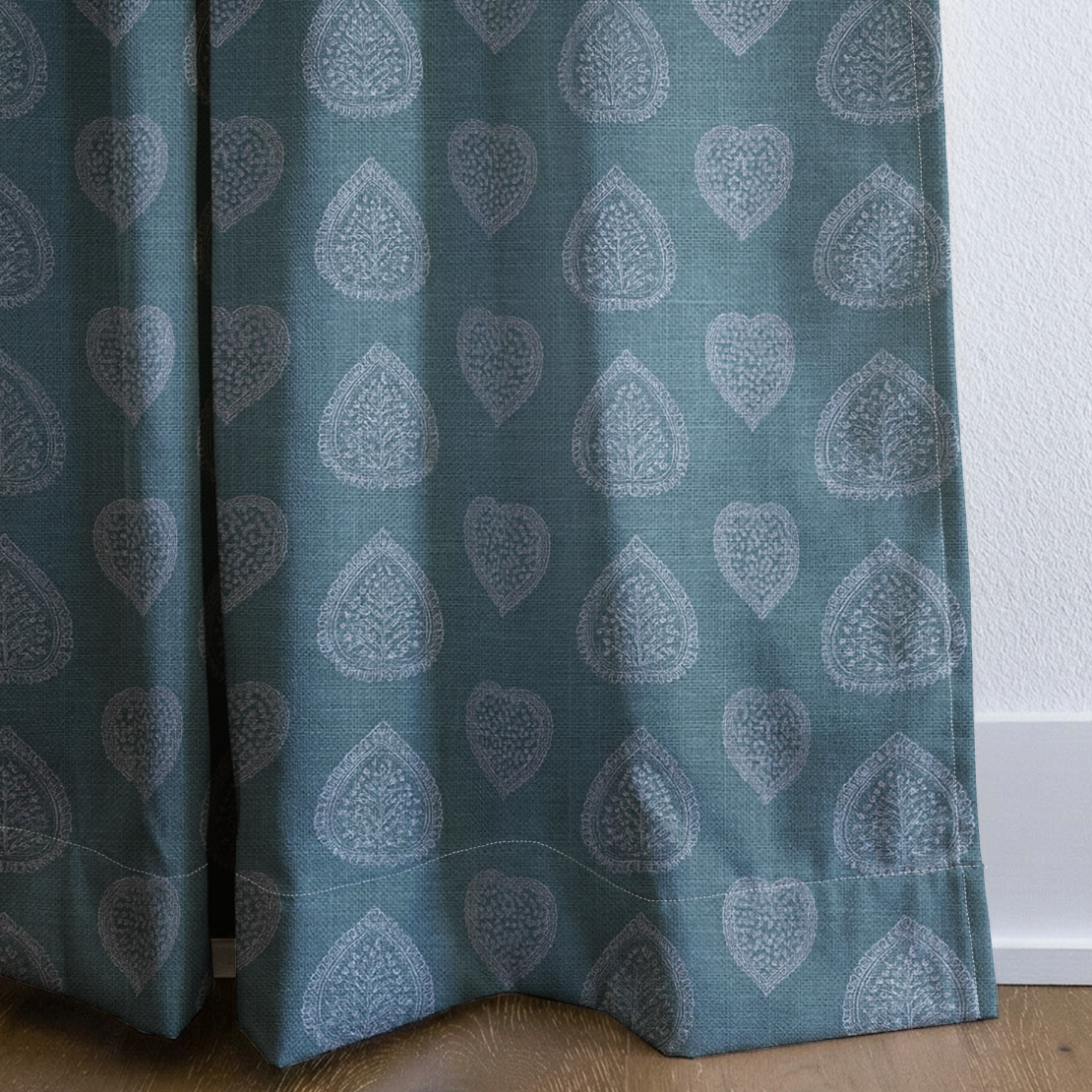 dwm:LR283076:corner_closeup_cropped