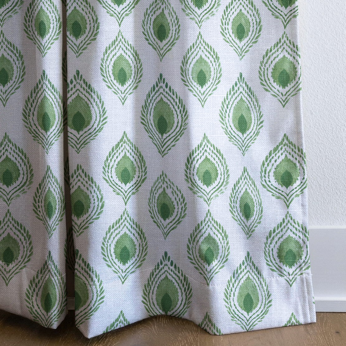 dwm:LR294987:corner_closeup_cropped