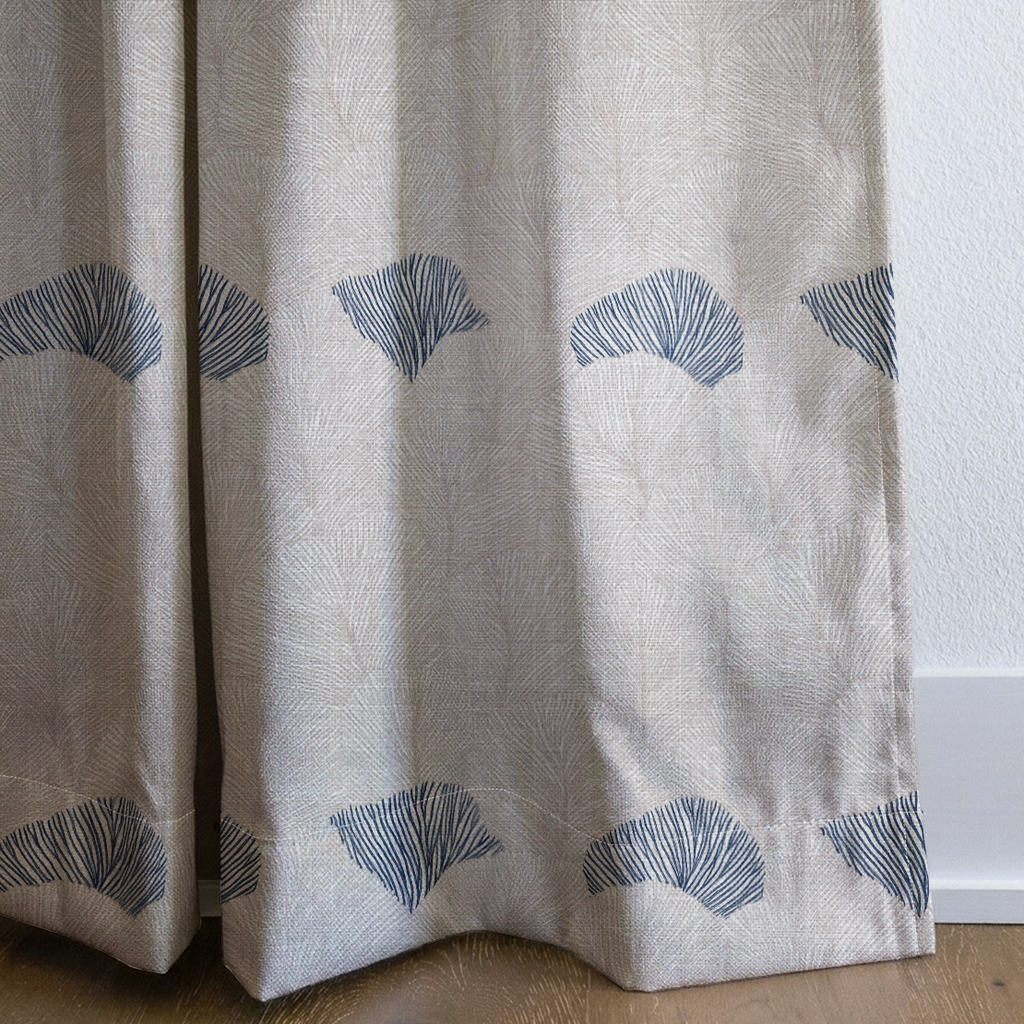 dwm:LR301749:corner_closeup_cropped