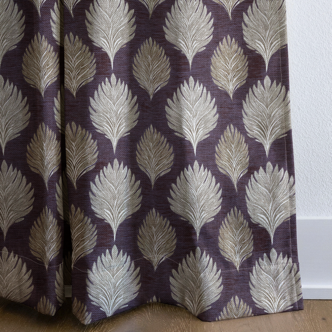 dwm:LR316947:corner_closeup_cropped
