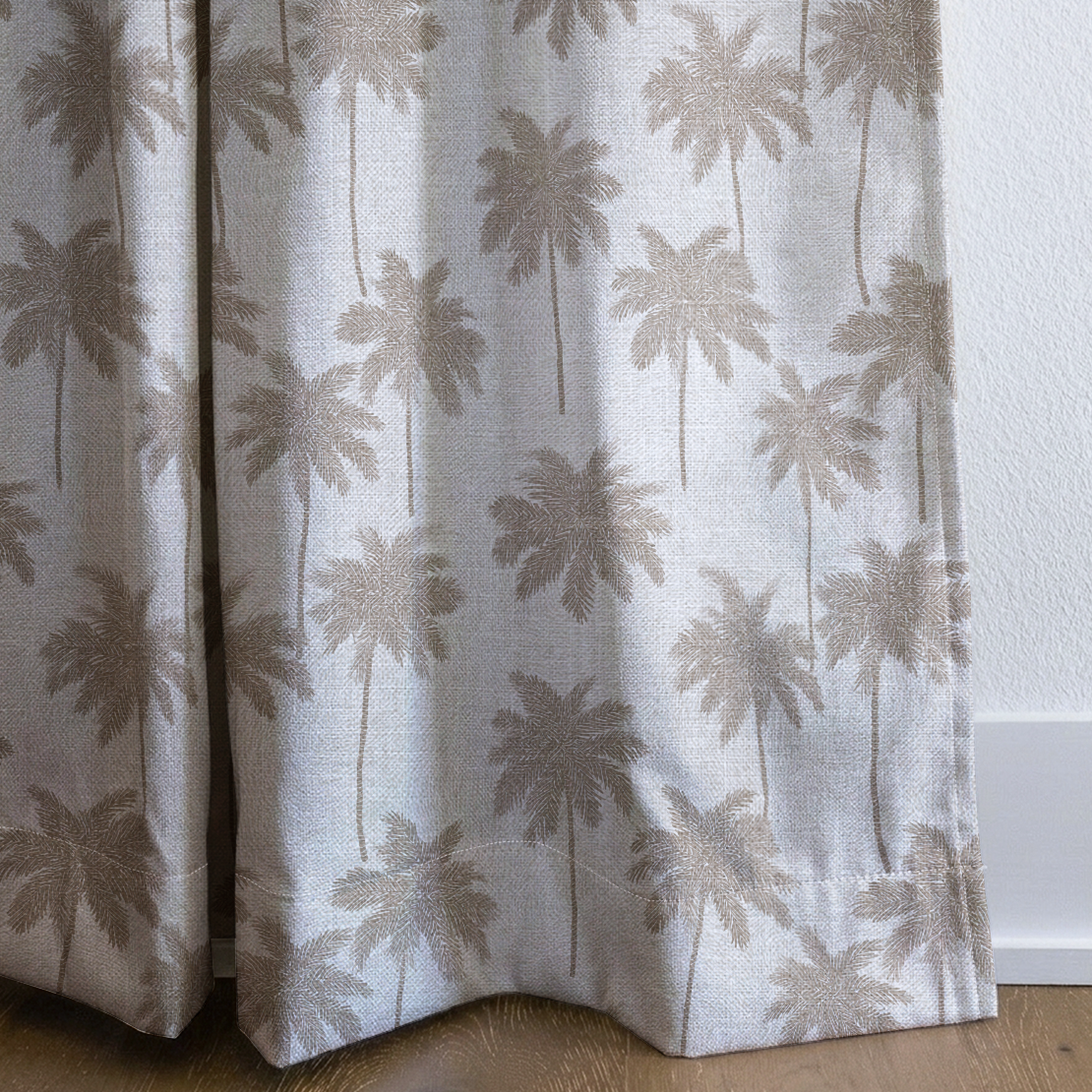 dwm:LR318156:corner_closeup_cropped