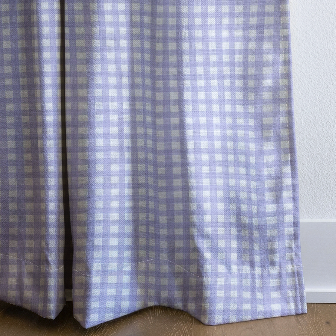 dwm:LR323495:corner_closeup_cropped