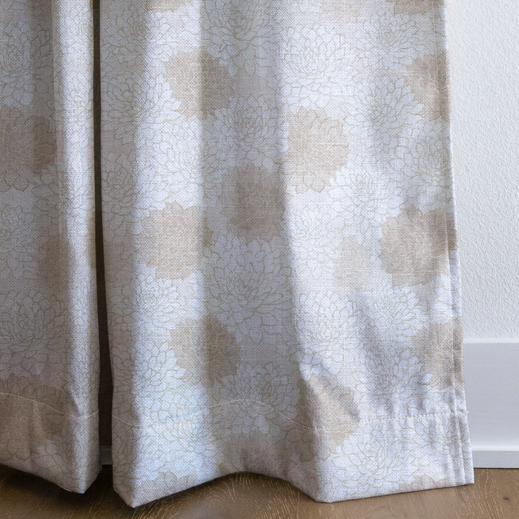 dwm:LR324383:corner_closeup_cropped