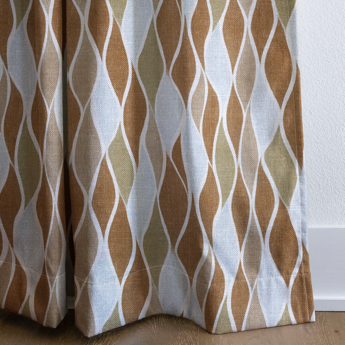 dwm:LR324646:corner_closeup_cropped