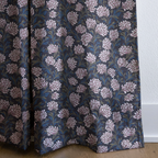 dwm:LR337004:corner_closeup_cropped