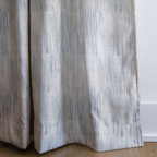 dwm:LR345060:corner_closeup_cropped