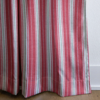 dwm:LR351048:corner_closeup_cropped