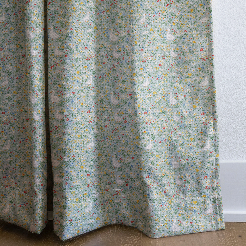 dwm:LR370365:corner_closeup_cropped