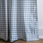 dwm:LR402396:corner_closeup_cropped
