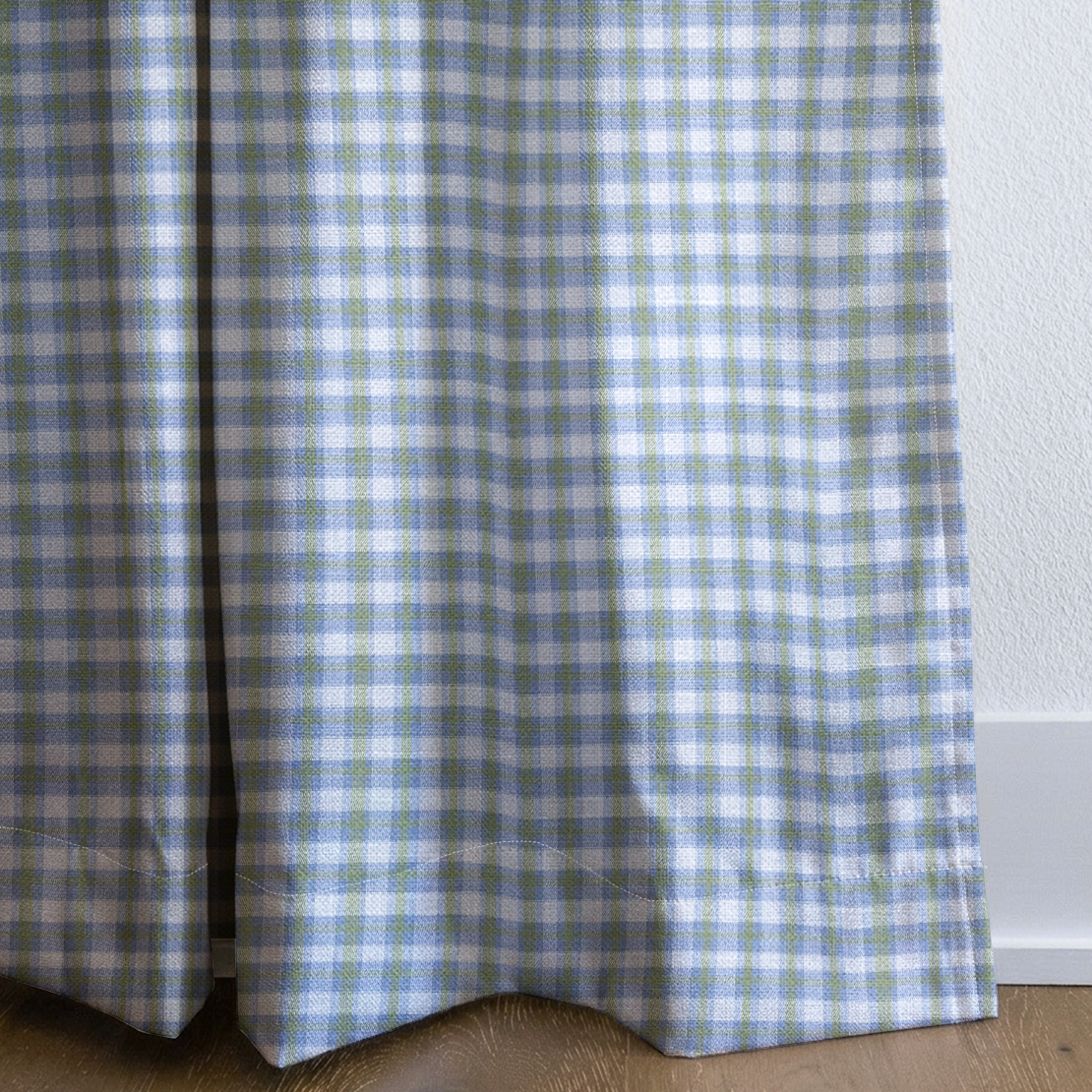 dwm:LR402396:corner_closeup_cropped