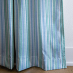 dwm:LR429495:corner_closeup_cropped