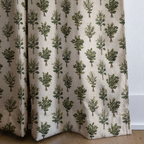 dwm:LR444891:corner_closeup_cropped