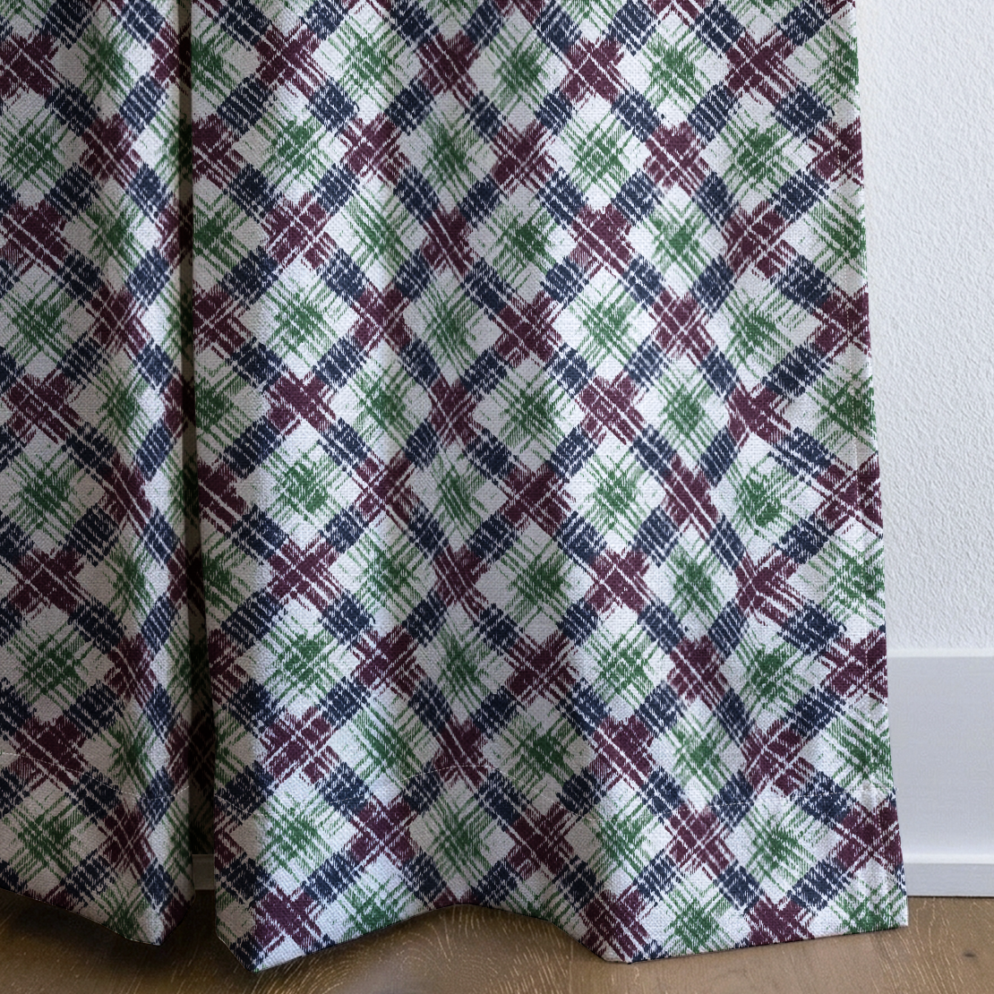 dwm:LR444917:corner_closeup_cropped