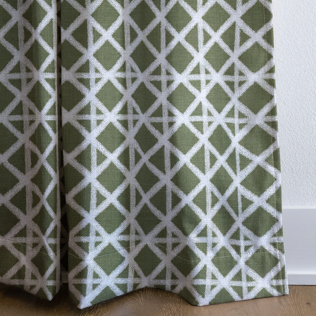 dwm:LR464689:corner_closeup_cropped
