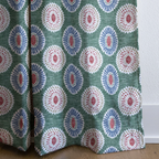 dwm:LR470159:corner_closeup_cropped