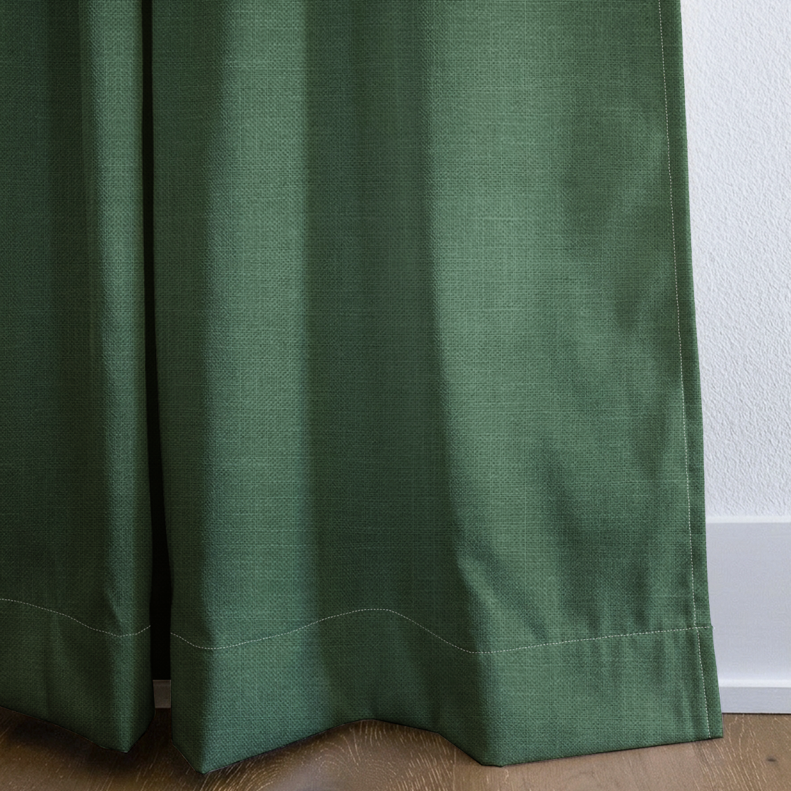 dwm:LR485715:corner_closeup_cropped
