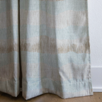 dwm:LR501916:corner_closeup_cropped