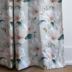 dwm:LR503514:corner_closeup_cropped