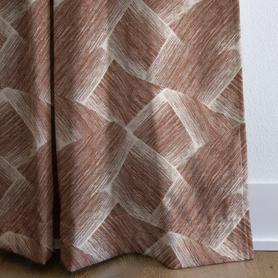 dwm:LR513752:corner_closeup_cropped