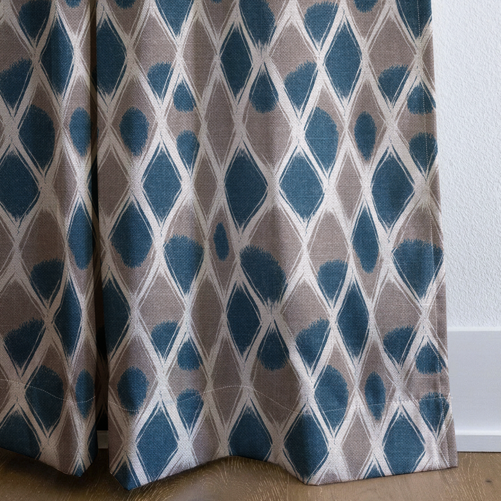 dwm:LR541831:corner_closeup_cropped